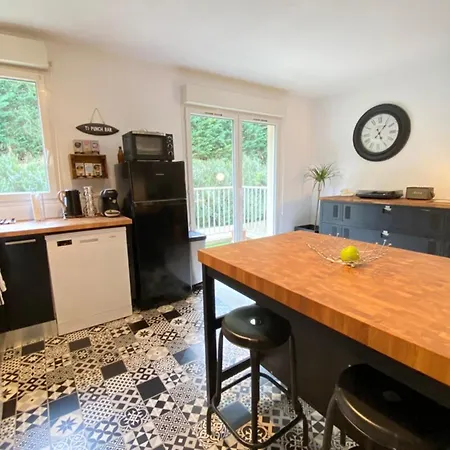 Beautiful On The Heights Of - Parking Apartamento